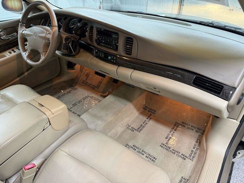 Used 2005 Buick Le Sabre Limited w/ Celebration Edition Package FWD image 38