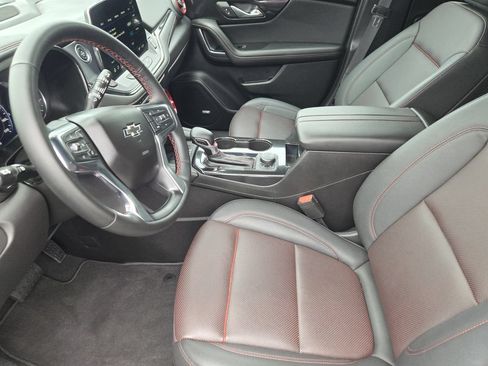 Used 2025 Chevrolet Blazer RS FWD image 13