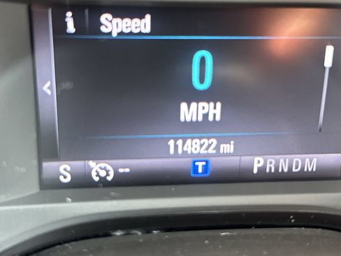 Used 2017 Chevrolet Camaro LT RWD image 24