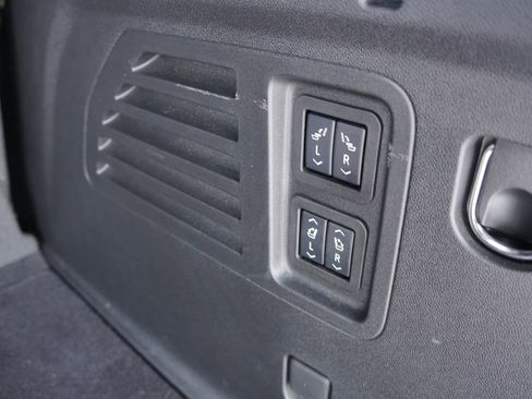 Certified 2025 GMC Acadia Denali image 23