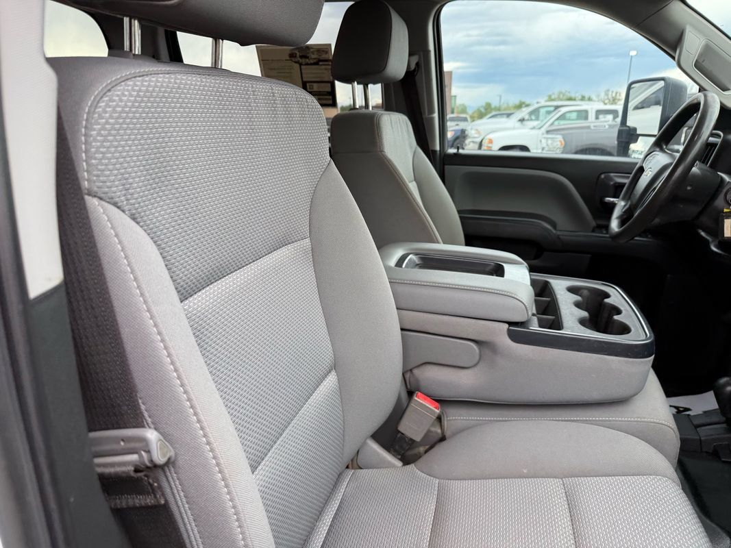 Used 2019 Chevrolet Silverado 2500 W/T w/ WT Convenience Package AWD/4WD image 12