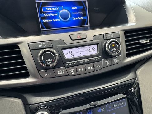 Used 2015 Honda Odyssey EX-L image 26