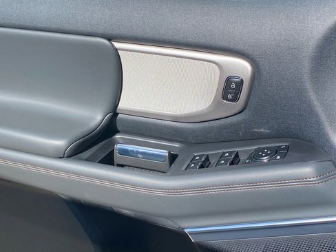 New 2025 Ford Expedition Max Active image 12