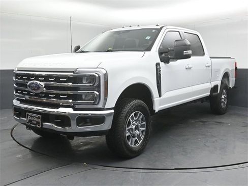 Used 2025 Ford F250 Lariat w/ Snow Plow Prep Package image 3