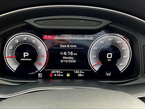 Used 2022 Audi Q8 Premium Plus w/ Premium Plus Package AWD/4WD image 12