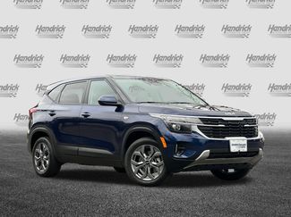 Used 2025 Kia Seltos LX video 2