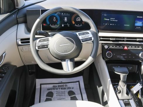 New 2026 Hyundai Tucson SEL image 12