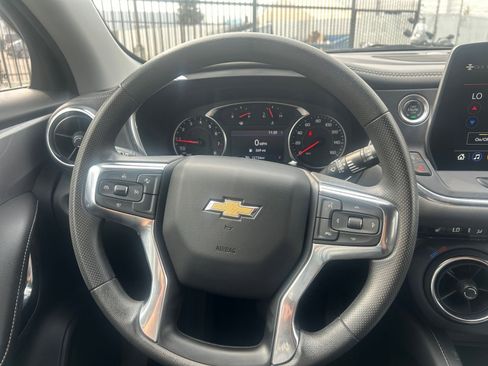 Used 2025 Chevrolet Blazer LT image 35