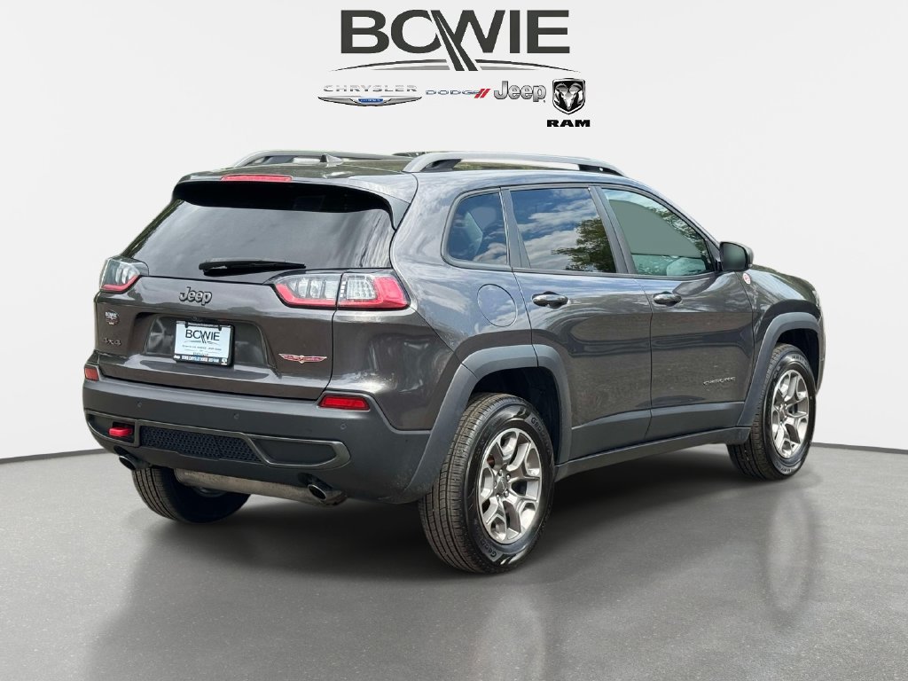 Used 2020 Jeep Cherokee Trailhawk AWD/4WD image 2
