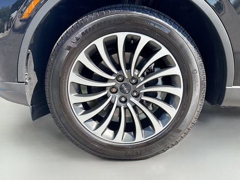Used 2025 Lincoln Aviator Reserve w/ Equipment Group 201A AWD/4WD image 35