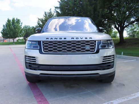 Used 2019 Land Rover Range Rover HSE AWD/4WD image 2
