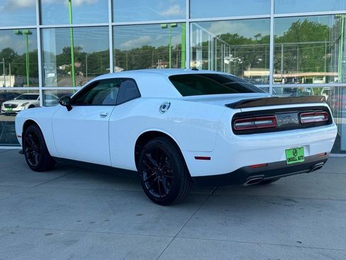 Used 2022 Dodge Challenger GT AWD/4WD image 5