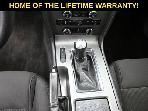 Used 2012 Ford Mustang Coupe RWD image 29