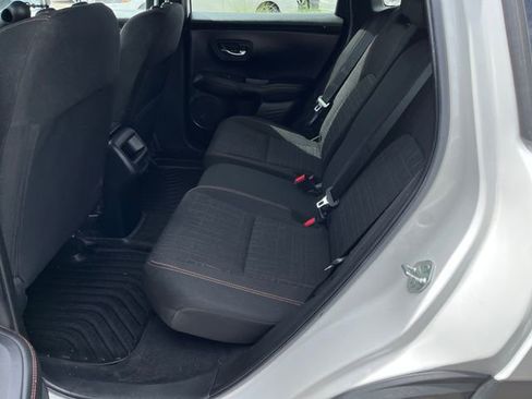 Used 2024 Honda HR-V Sport image 3