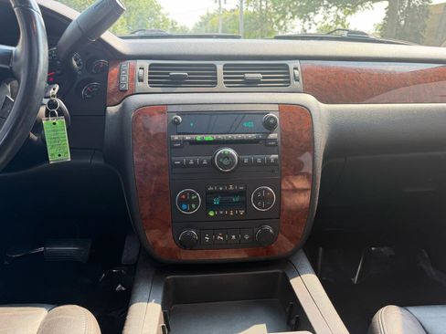 Used 2008 Chevrolet Tahoe LT w/ LT Preferred Equipment Group AWD/4WD image 13