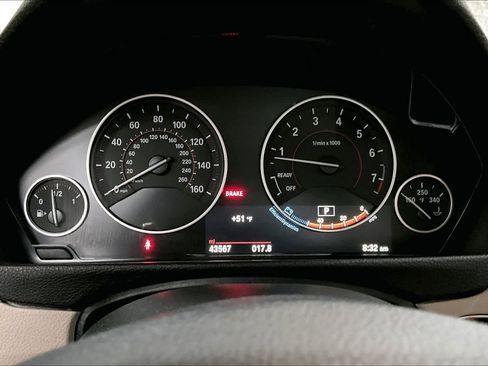 Used 2018 BMW 330i Sedan image 22