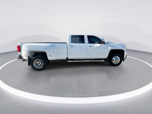 Used 2016 GMC Sierra 3500 SLT w/ Duramax Plus Package image 9