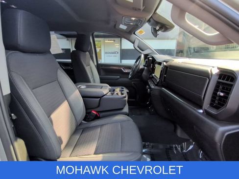 Certified 2024 Chevrolet Silverado 1500 LT AWD/4WD image 28