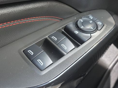 Used 2025 Chevrolet Trax RS w/ Driver Confidence Package FWD image 10