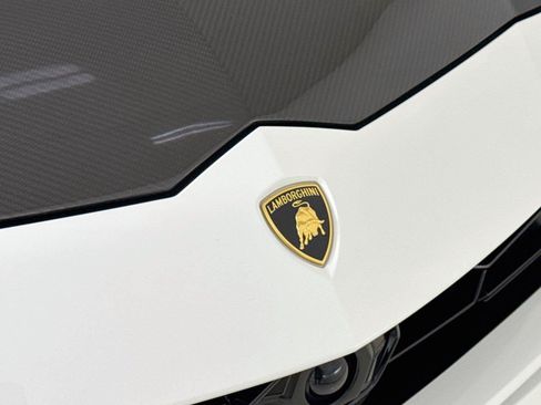 Used 2020 Lamborghini Urus AWD/4WD image 35