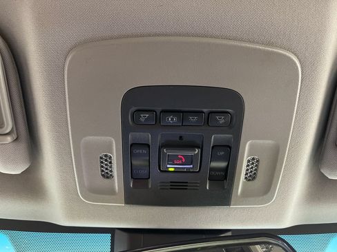 Certified 2020 Toyota Camry SE FWD image 29