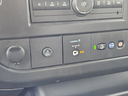 New 2025 Chevrolet Express 2500 Extended image 24