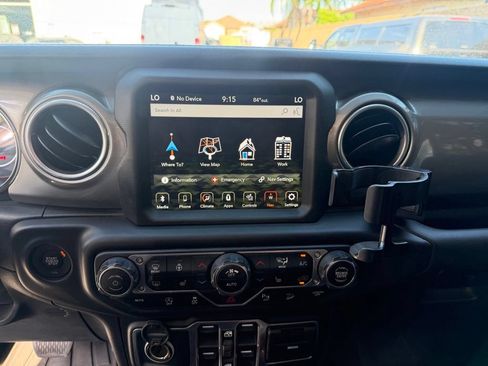 Used 2020 Jeep Wrangler Unlimited Sahara AWD/4WD image 23