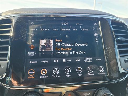 Used 2021 Jeep Grand Cherokee Laredo X image 23