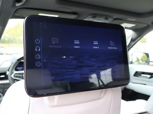 New 2025 Chevrolet Suburban Premier image 47