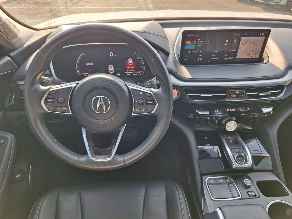 Certified 2024 Acura MDX w/ Technology Package FWD image 12