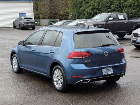 Used 2019 Volkswagen Golf S image 3