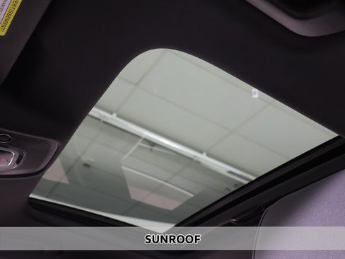 Used 2023 Audi A4 2.0T Premium Plus image 3