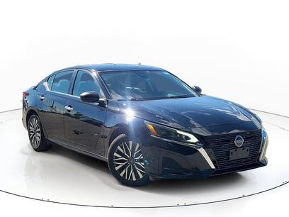 Used 2025 Nissan Altima 2.5 SV