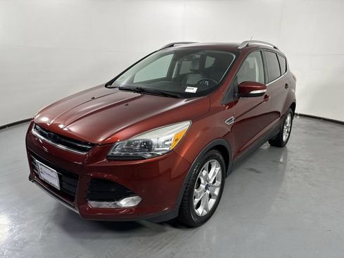Used 2014 Ford Escape Titanium w/ Equipment Group 401A FWD image 24