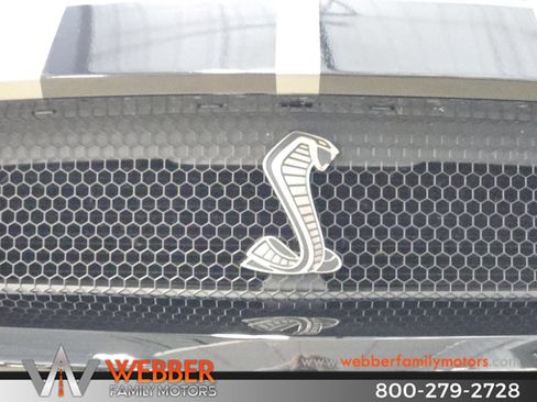 Used 2022 Ford Mustang Shelby GT500 w/ Technology Package RWD image 6
