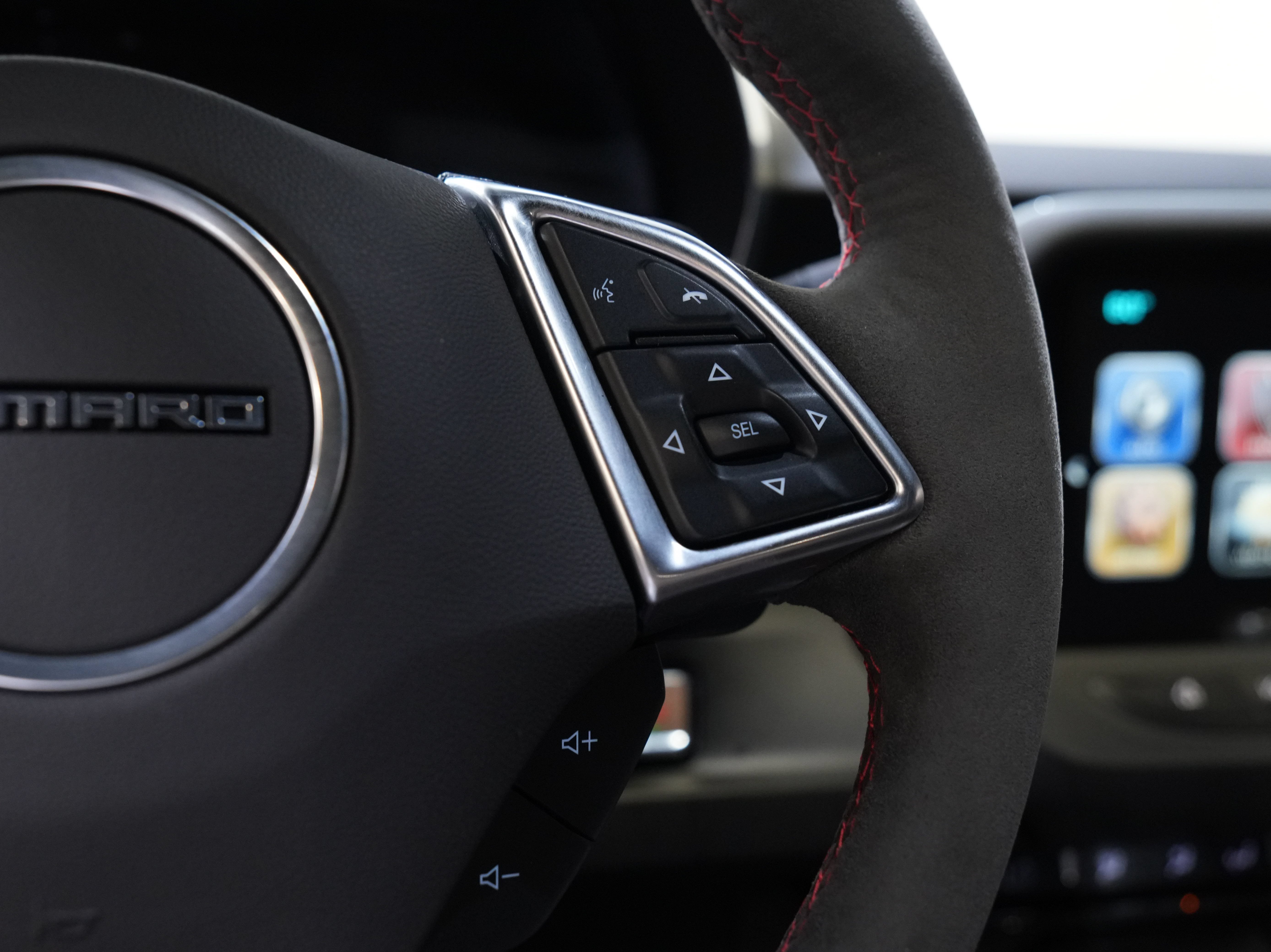 Used 2018 Chevrolet Camaro ZL1 RWD image 36