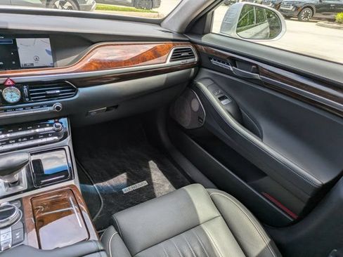 Used 2019 Genesis G90 3.3T Premium AWD/4WD image 16