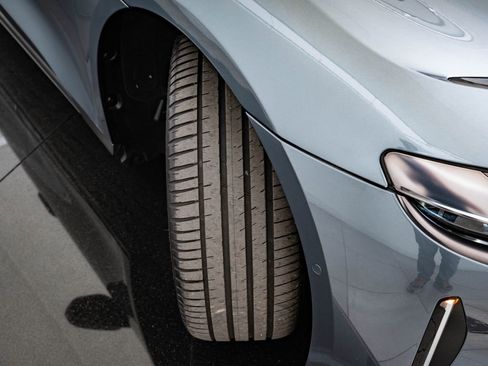 Used 2024 Lucid Air Pure RWD image 48
