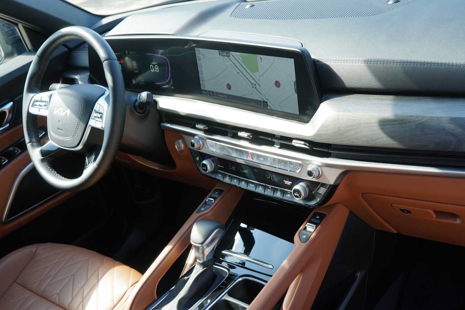 Certified 2025 Kia Telluride AWD image 25