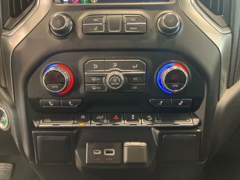 Used 2019 Chevrolet Silverado 1500 LT w/ All-Star Edition image 17