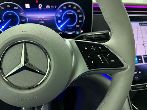 Certified 2023 Mercedes-Benz EQE 500 4MATIC SUV image 28