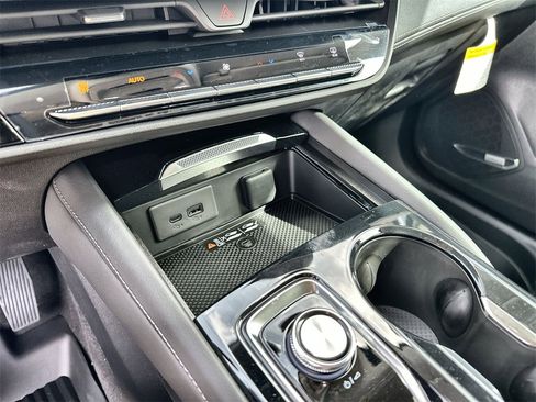 New 2026 Buick Envision Avenir image 27