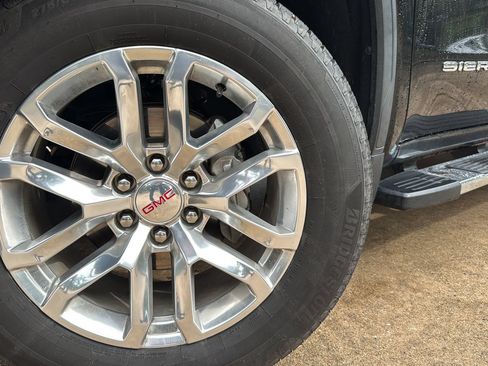 Used 2020 GMC Sierra 1500 SLT RWD image 30