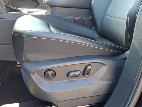 Used 2022 Volkswagen Atlas SE image 21