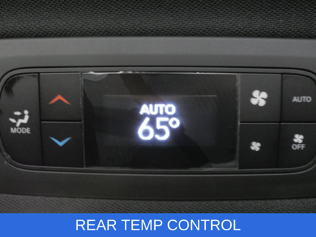 Used 2024 Chrysler Pacifica Limited w/ S Appearance Package FWD image 25