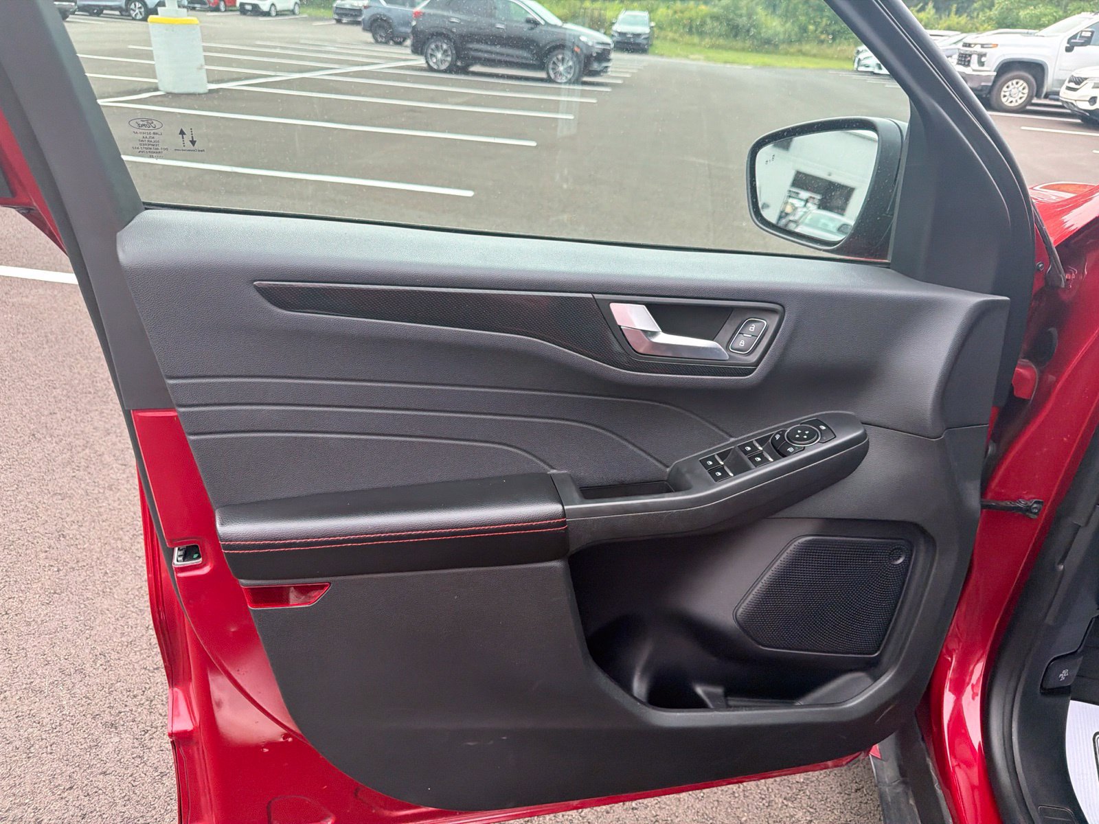 Used 2023 Ford Escape ST-Line w/ Equipment Group 301A FWD image 9