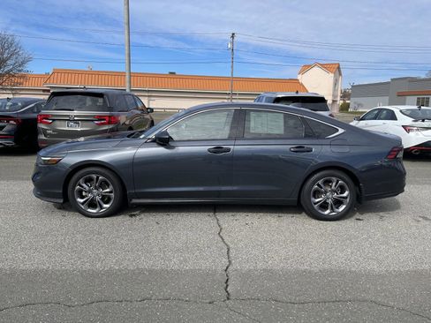 Used 2023 Honda Accord EX image 18