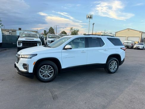 Used 2023 Chevrolet Traverse LT w/ LPO, Cargo Package AWD/4WD image 2