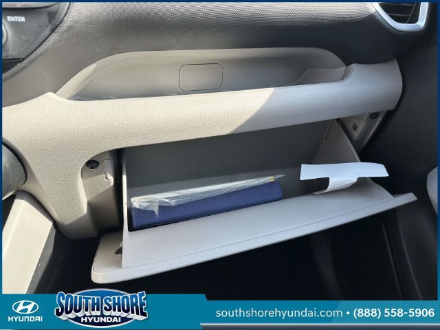 Certified 2024 Hyundai Venue SEL FWD image 37