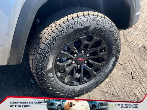 New 2026 GMC Canyon Elevation w/ Technology Package image 21